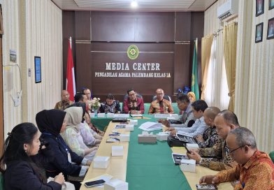 PA Palembang Melaksanakan Audiensi Pimpinan bersama Asosiasi Advokat di kota Palembang