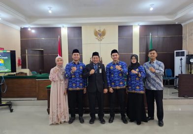 PELANTIKAN DAN PENGAMBILAN SUMPAH PEGAWAI NEGERI SIPIL
