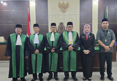 PELANTIKAN DAN PENGAMBILAN SUMPAH JABATAN