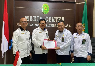 RAPAT RENSTRA DAN REVIU IKU