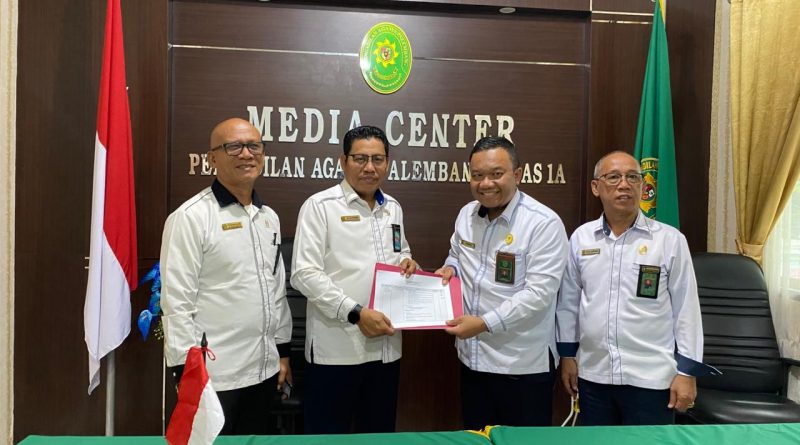 RAPAT RENSTRA DAN REVIU IKU