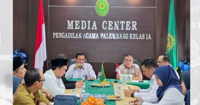 Pengadilan Agama Palembang, mengikuti kegiatan Bimbingan Teknis (Bimtek) Keterbukaan Informasi bersama Komisi Informasi. Pengadilan Agama Palembang, mengikuti kegiatan Bimbingan Teknis (Bimtek) Keterbukaan Informasi bersama Komisi Informasi.